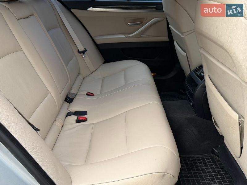 Седан BMW 5 Series 2012 в Дрогобичі