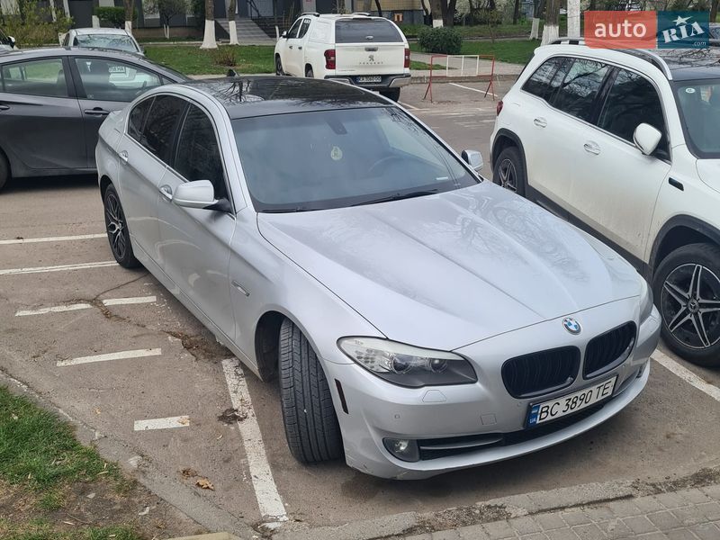 Седан BMW 5 Series 2013 в Львове