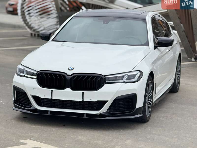 Седан BMW 5 Series 2018 в Рівному