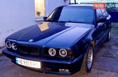 Седан BMW 5 Series 1995 в Дніпрі