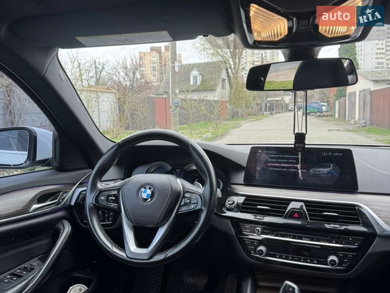 Седан BMW 5 Series 2017 в Києві