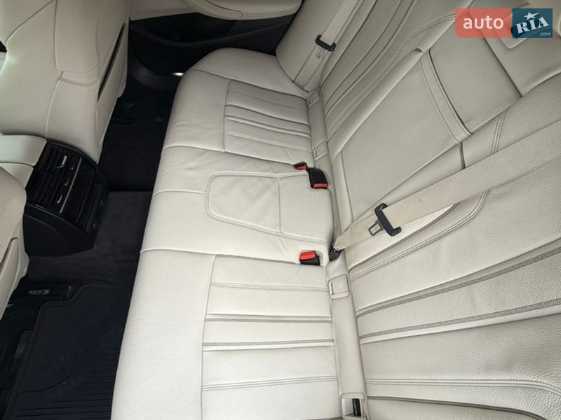 Седан BMW 5 Series 2018 в Дніпрі