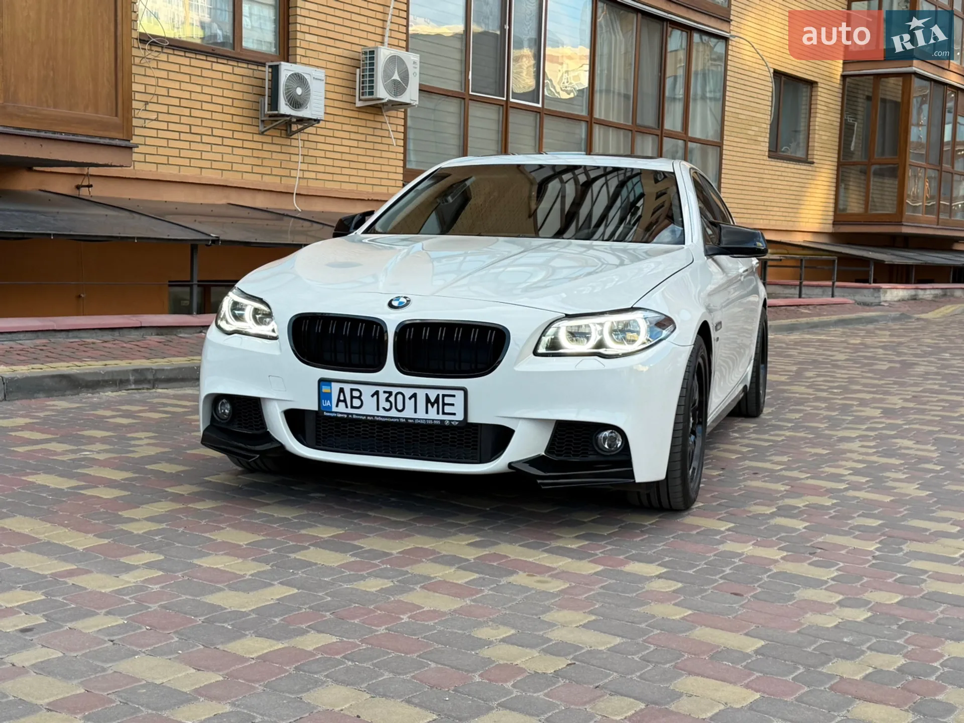2013 BMW 5er - мініатюра 2