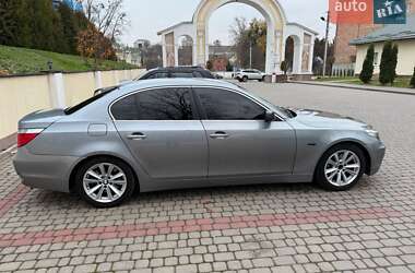 Седан BMW 5 Series 2003 в Острозі