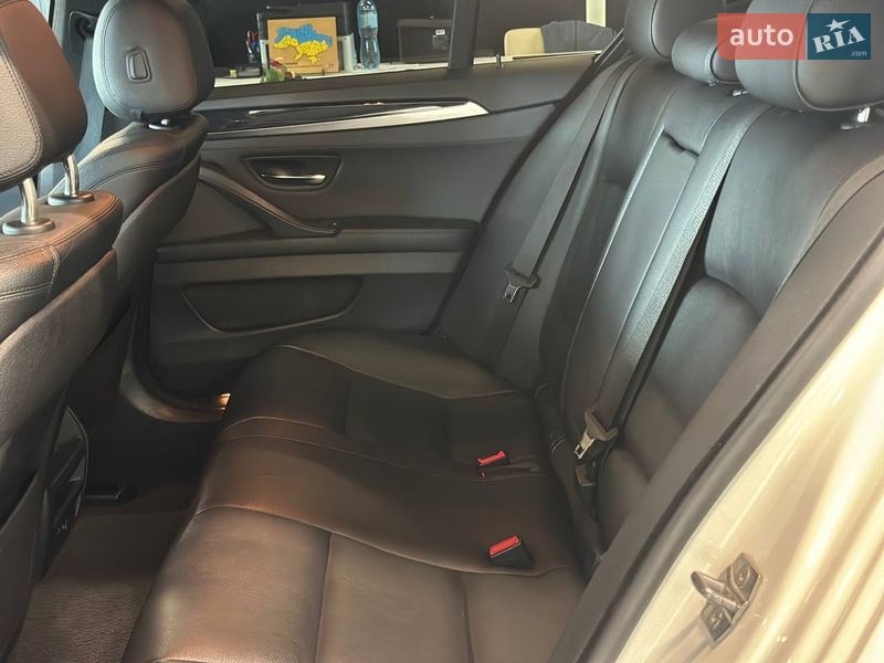 Седан BMW 5 Series 2014 в Львове фото 33 Седан BMW 5 Series 2014 в Львове