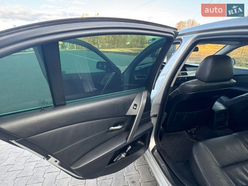 Седан BMW 5 Series 2004 в Виннице
