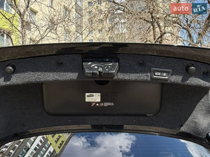 Седан BMW 5 Series 2015 в Александрие