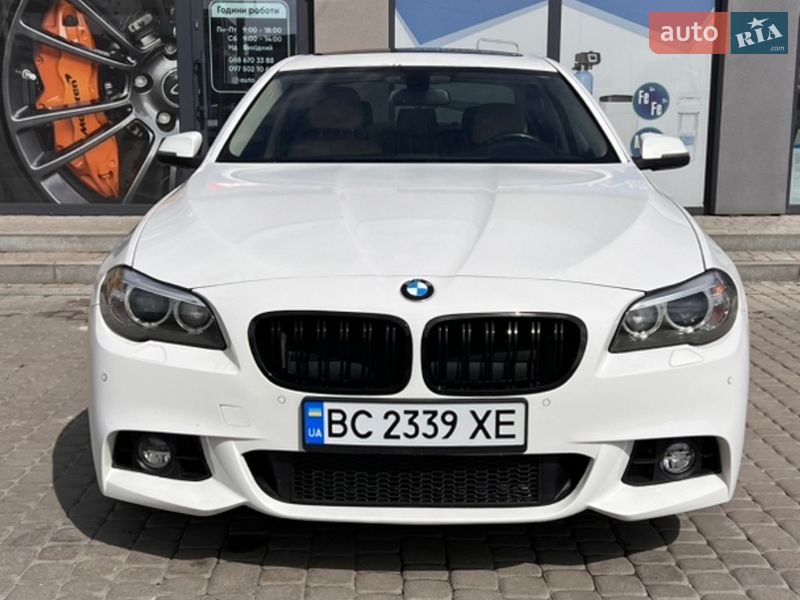 Седан BMW 5 Series 2014 в Львові