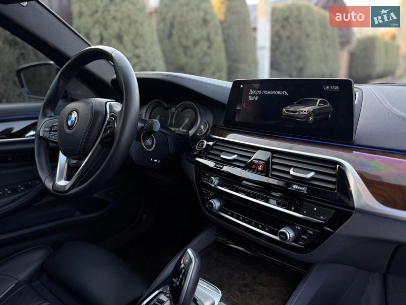 Седан BMW 5 Series 2017 в Полтаві