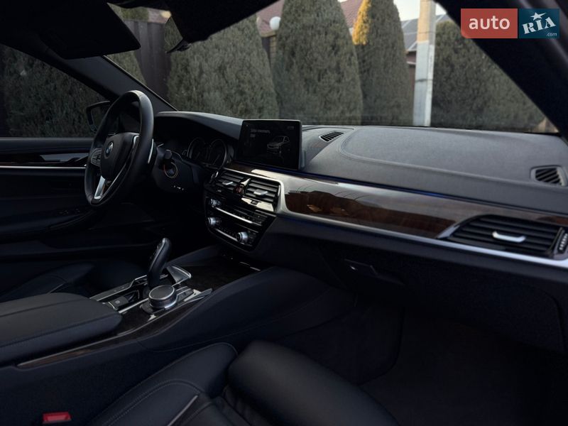 Седан BMW 5 Series 2017 в Полтаві
