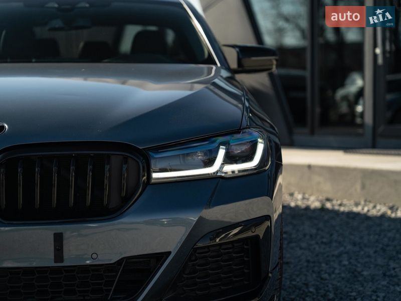 Седан BMW 5 Series 2018 в Чернівцях