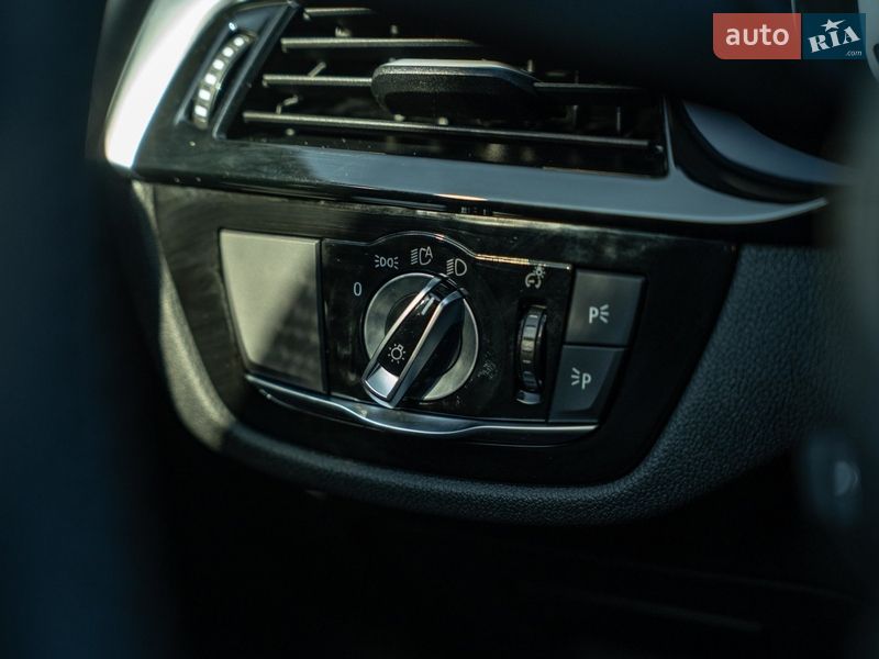 Седан BMW 5 Series 2018 в Чернівцях