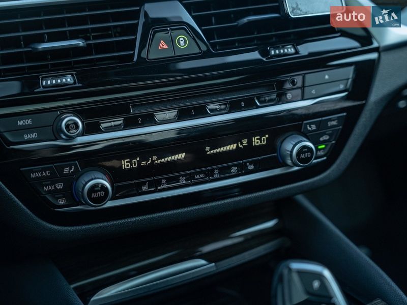 Седан BMW 5 Series 2018 в Чернівцях