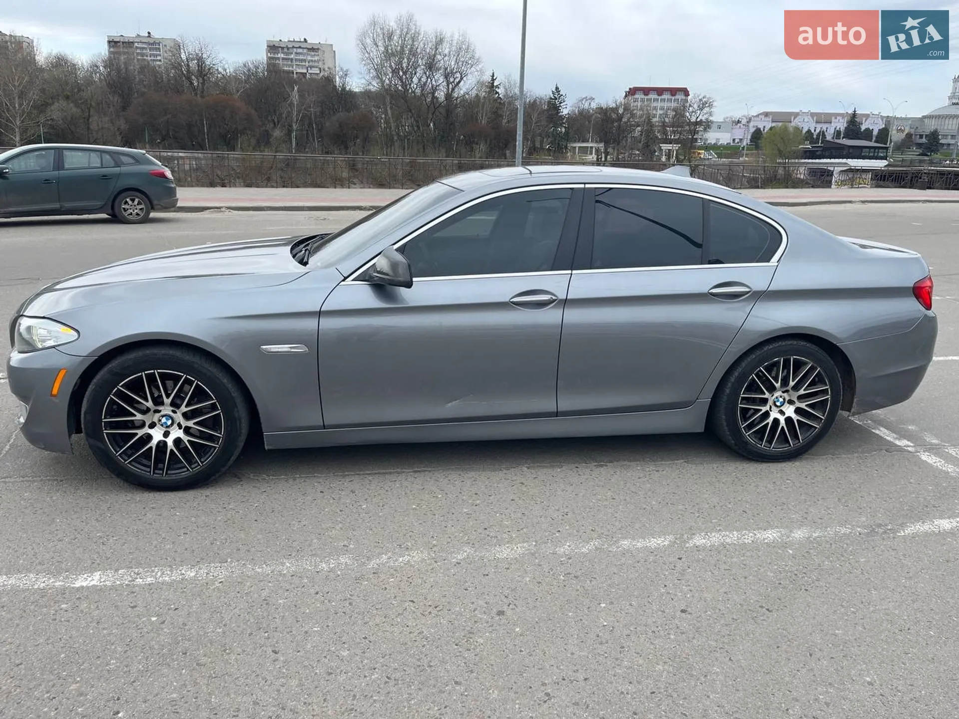 2011 BMW 5er - мініатюра 2