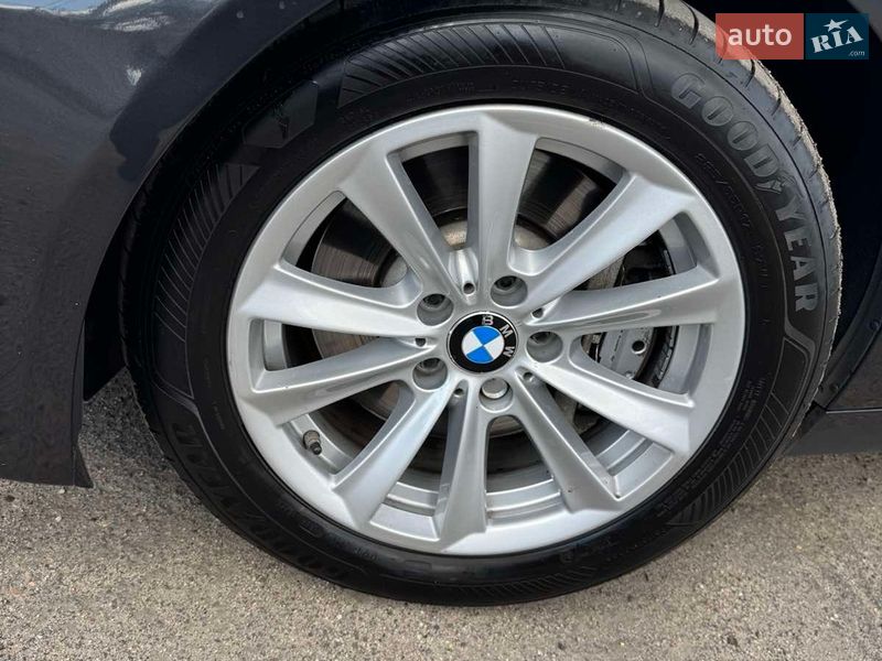 Седан BMW 5 Series 2012 в Кривому Розі