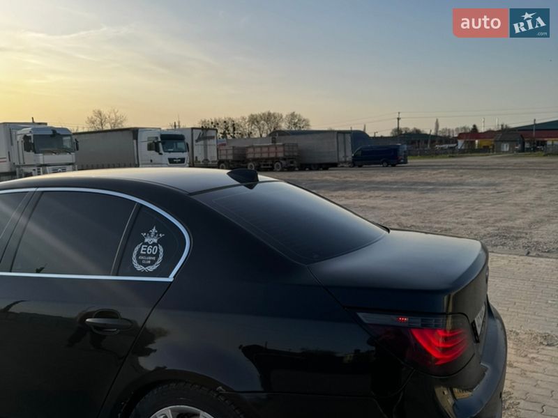 Седан BMW 5 Series 2004 в Дунаевцах