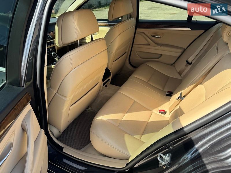 Седан BMW 5 Series 2012 в Кривому Розі