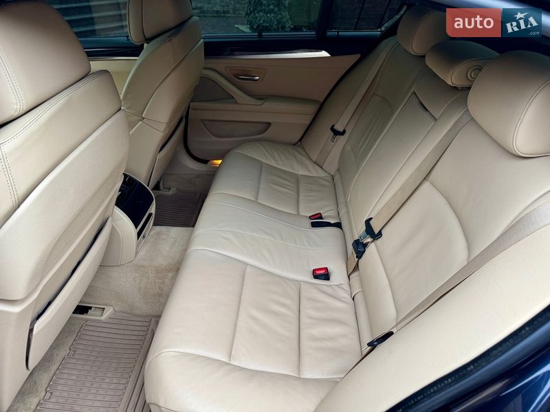 Седан BMW 5 Series 2011 в Одессе