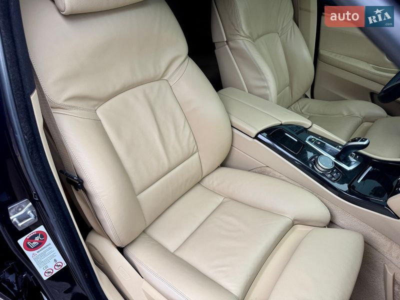 Седан BMW 5 Series 2011 в Одессе