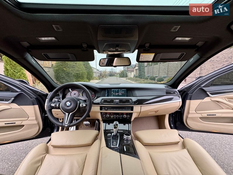 Седан BMW 5 Series 2011 в Одессе