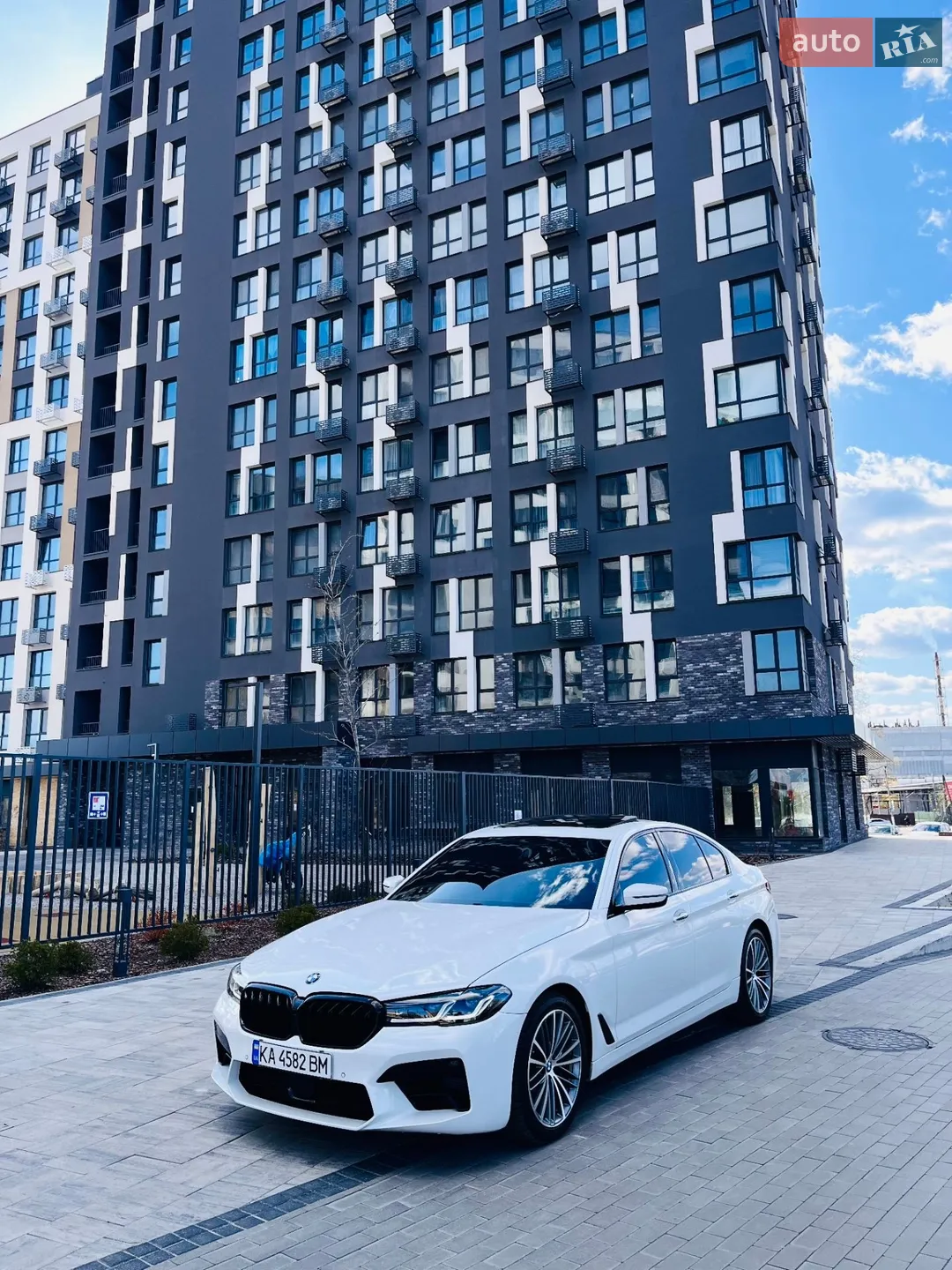 2017 BMW 5er - мініатюра 11