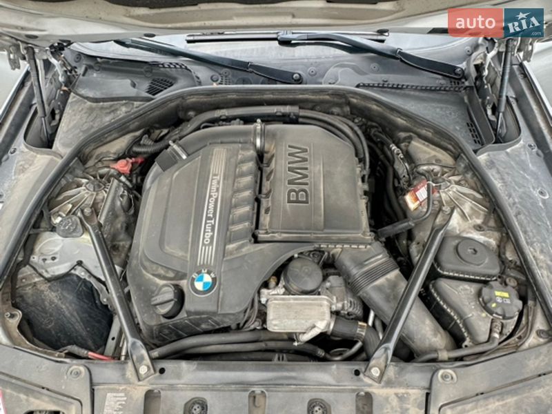 Седан BMW 5 Series 2014 в Хмельницькому