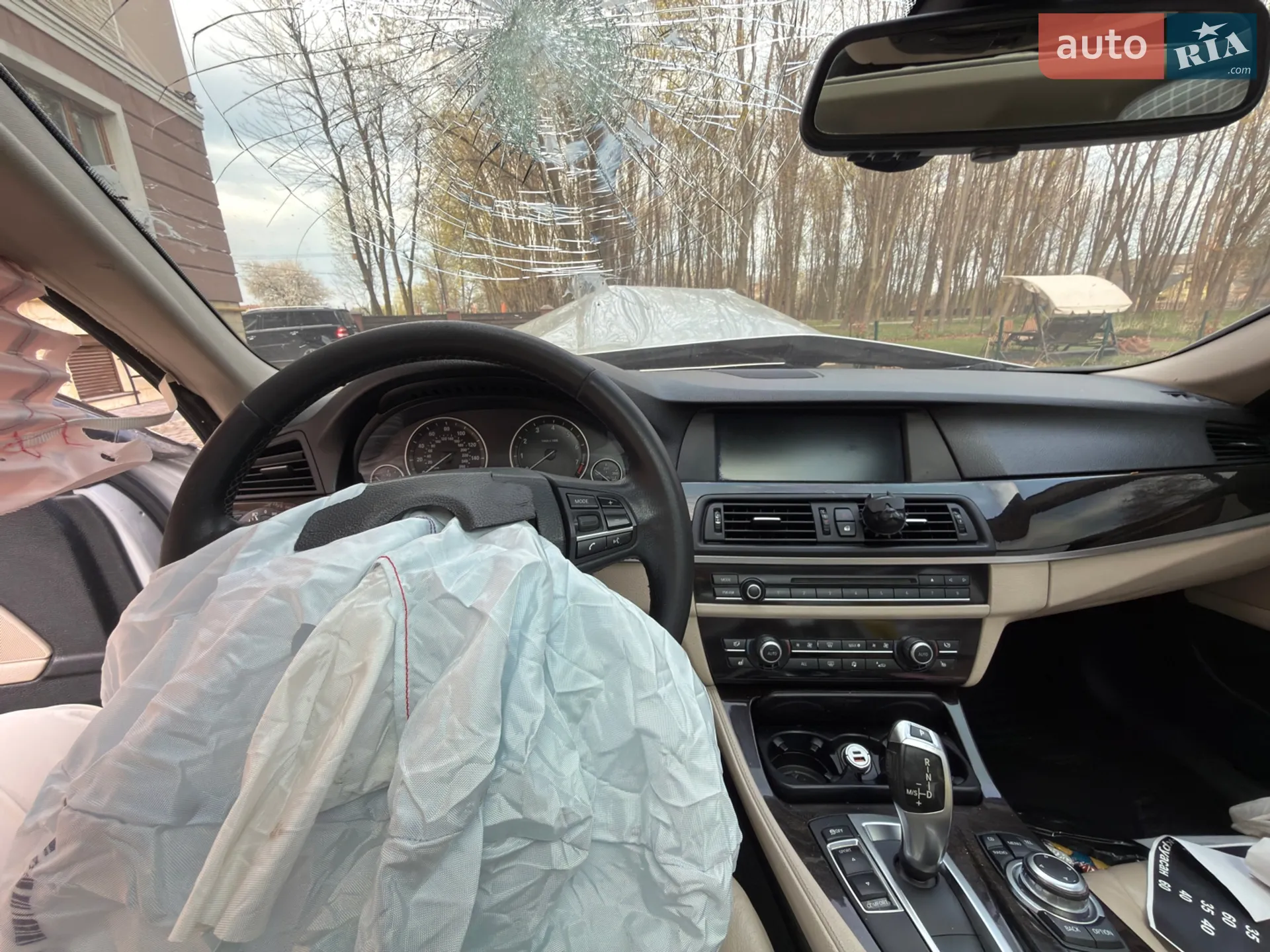 2012 BMW 5er - мініатюра 10