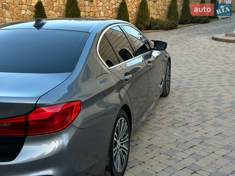 Седан BMW 5 Series 2017 в Виннице