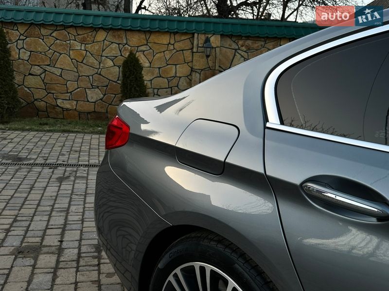 Седан BMW 5 Series 2017 в Виннице