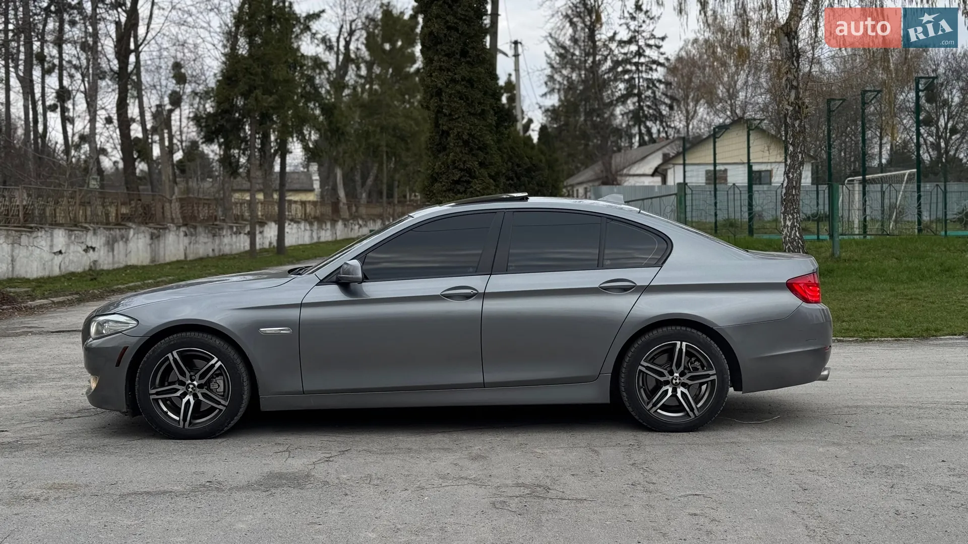 2010 BMW 5er - мініатюра 3