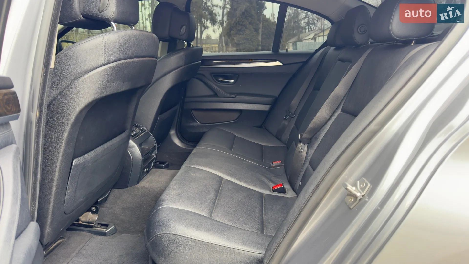 2010 BMW 5er - мініатюра 13