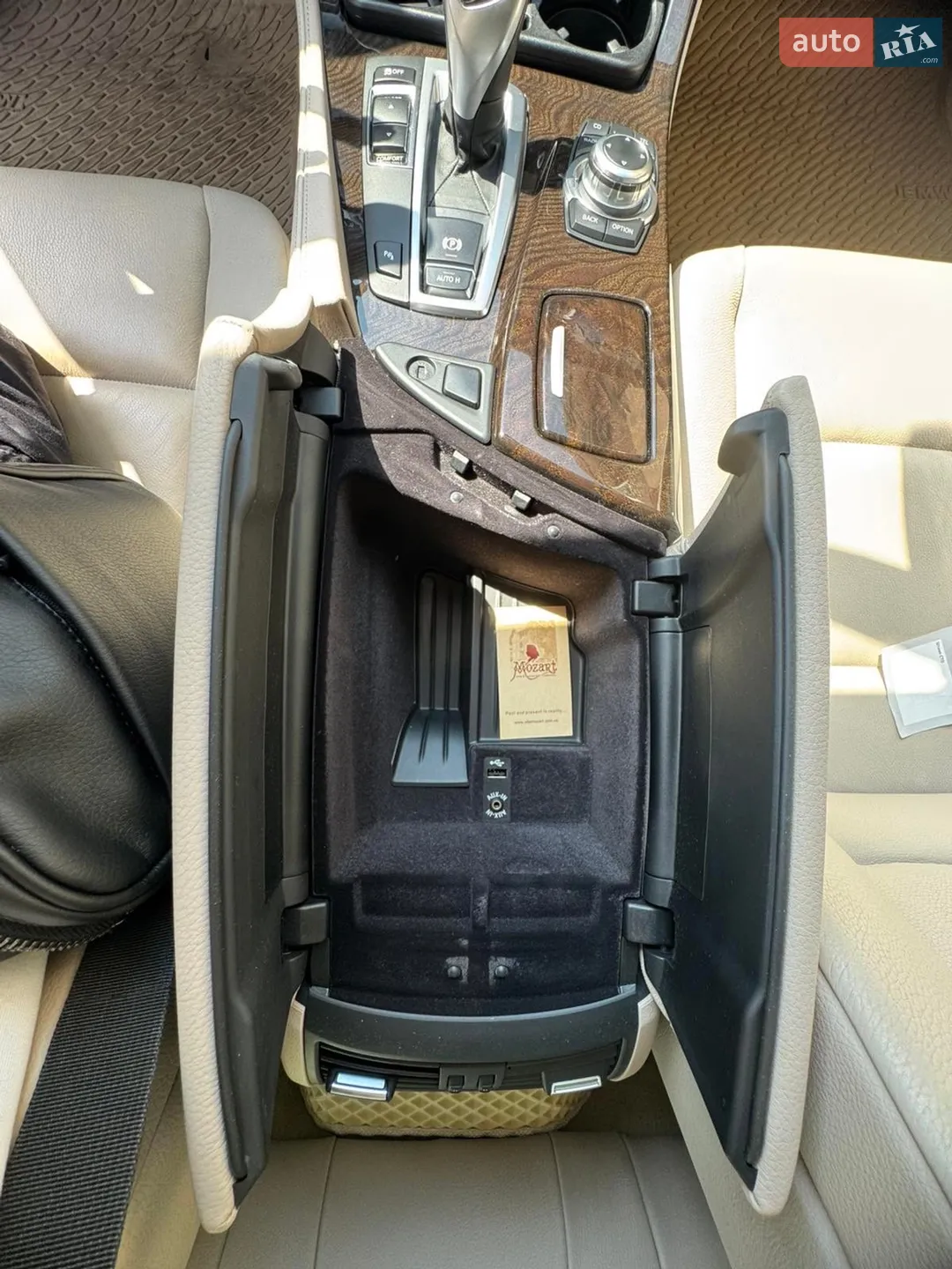 2012 BMW 5er - мініатюра 17
