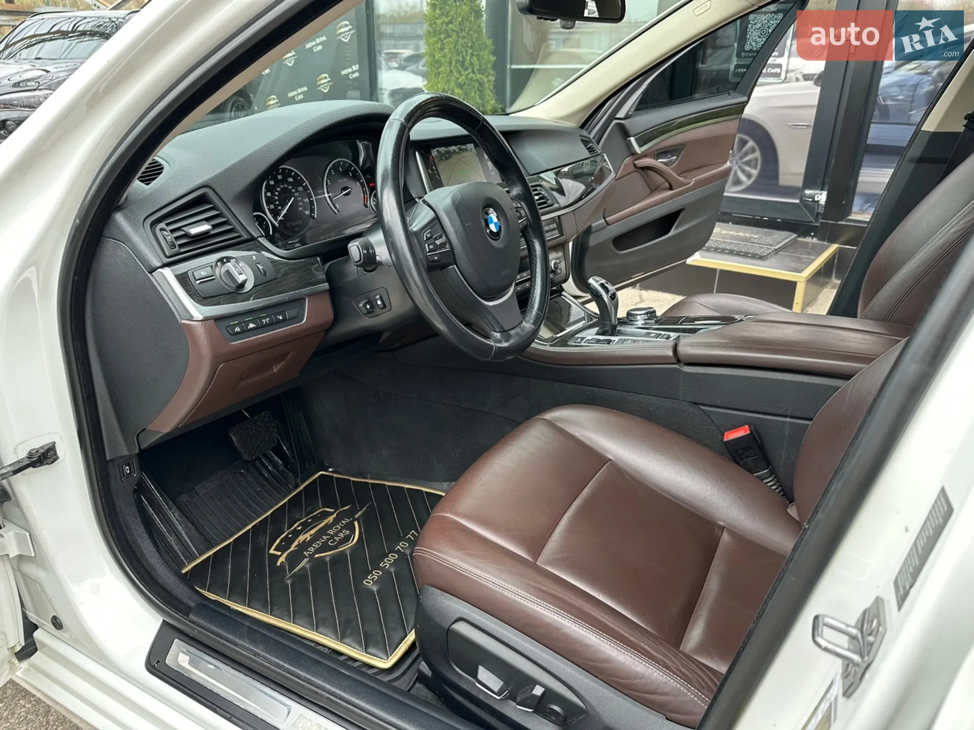 2016 BMW 5er - мініатюра 13