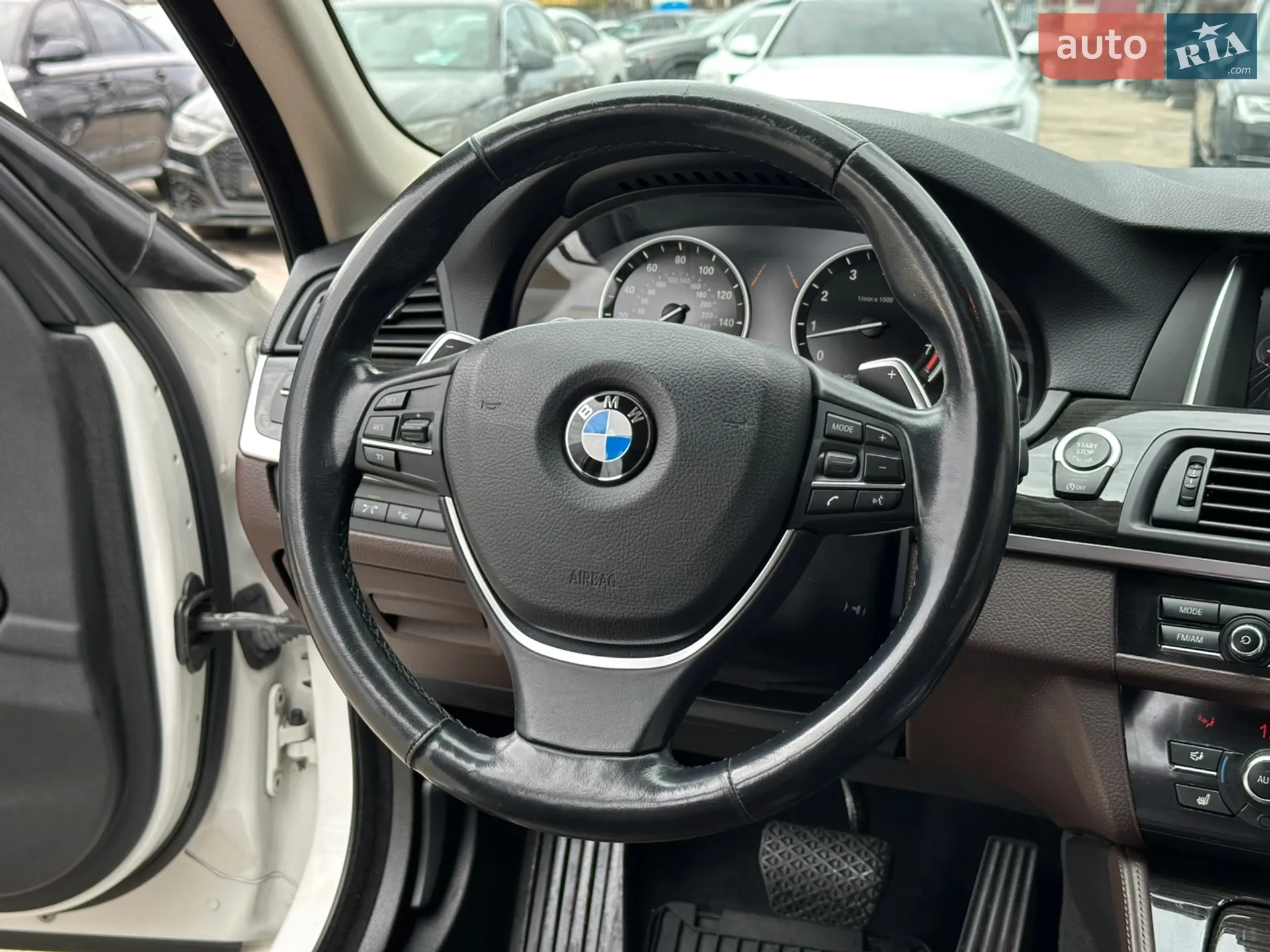 2016 BMW 5er - мініатюра 22