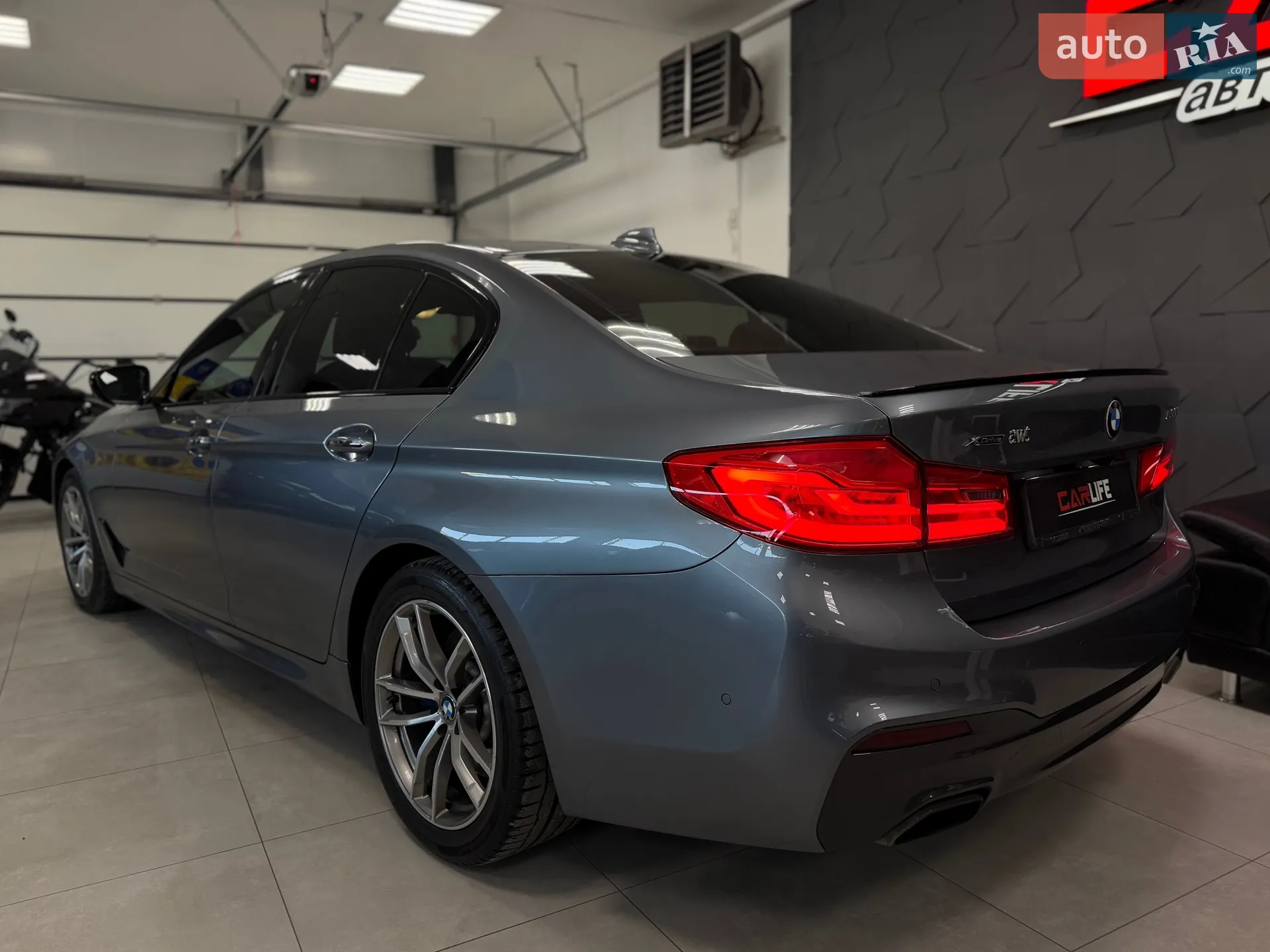 2017 BMW 5er - мініатюра 22