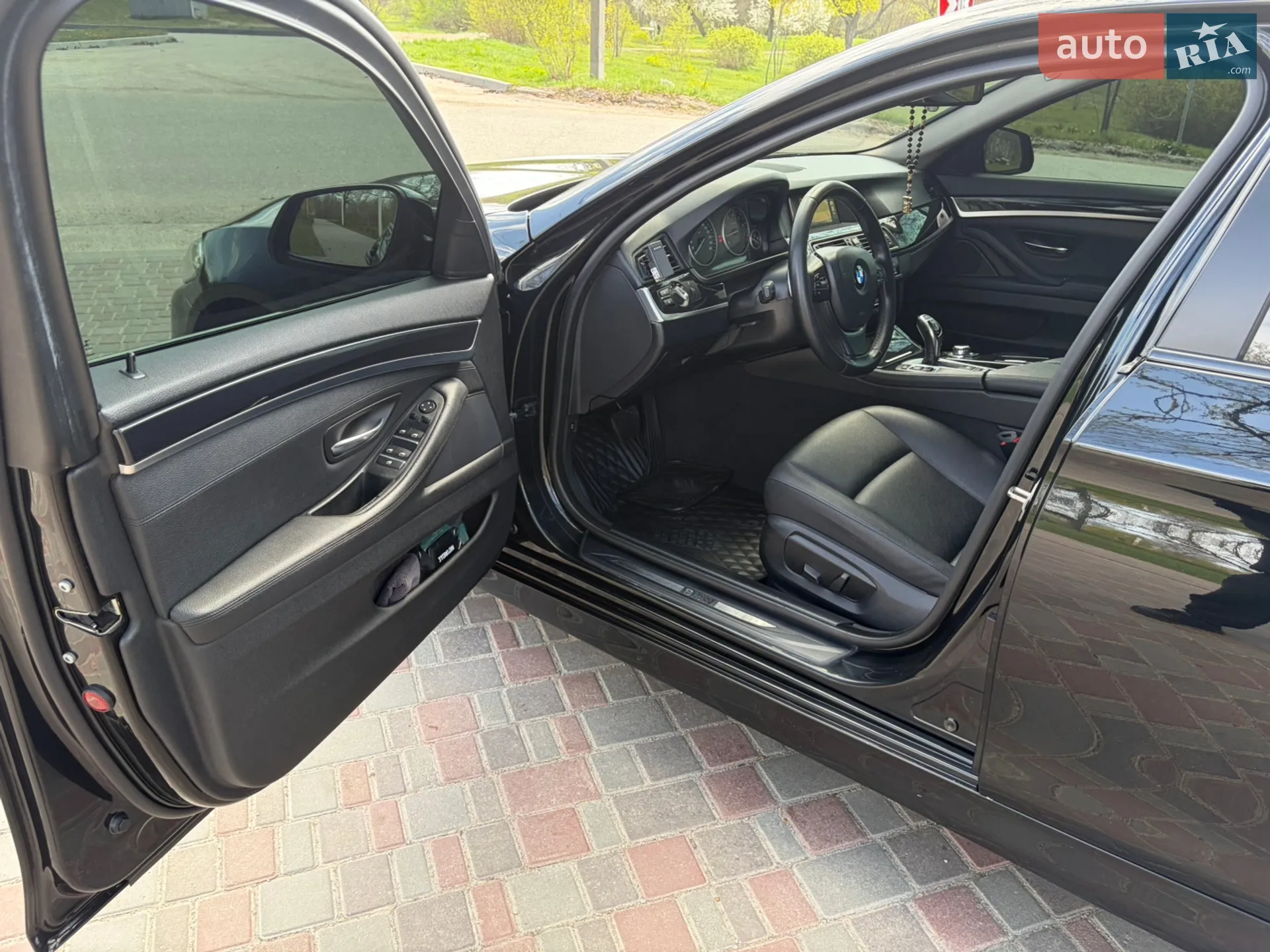 2016 BMW 5er - мініатюра 11