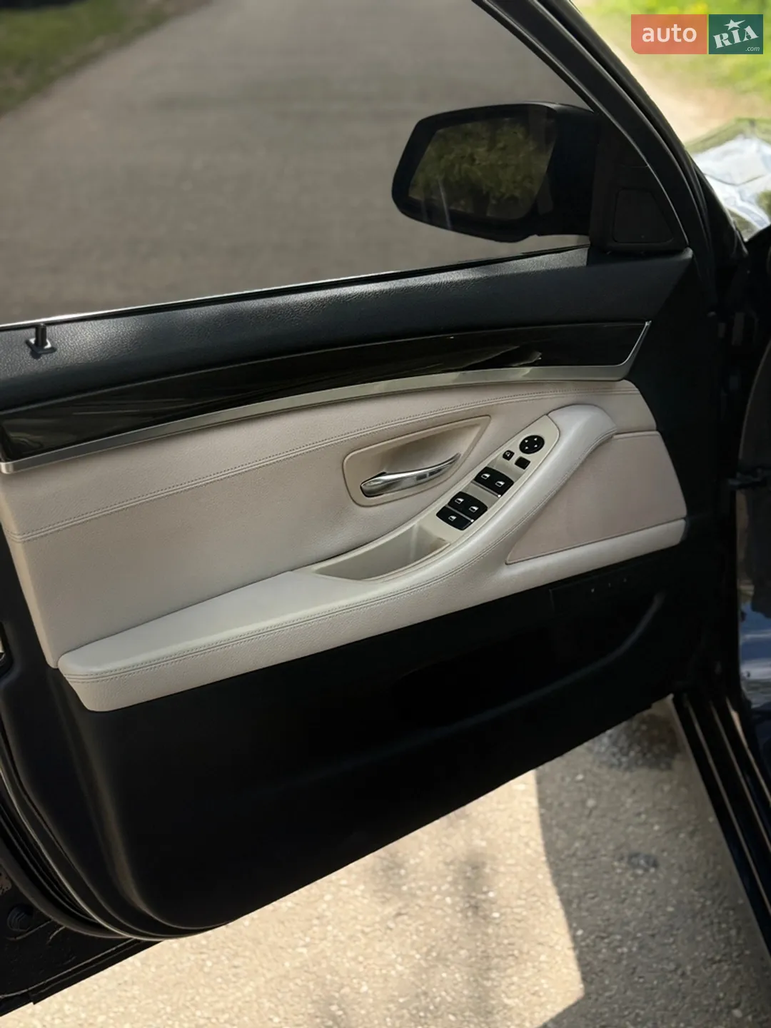 2011 BMW 5er - мініатюра 12