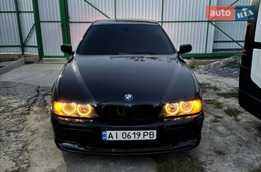 Седан BMW 5 Series 2001 в Бобрику
