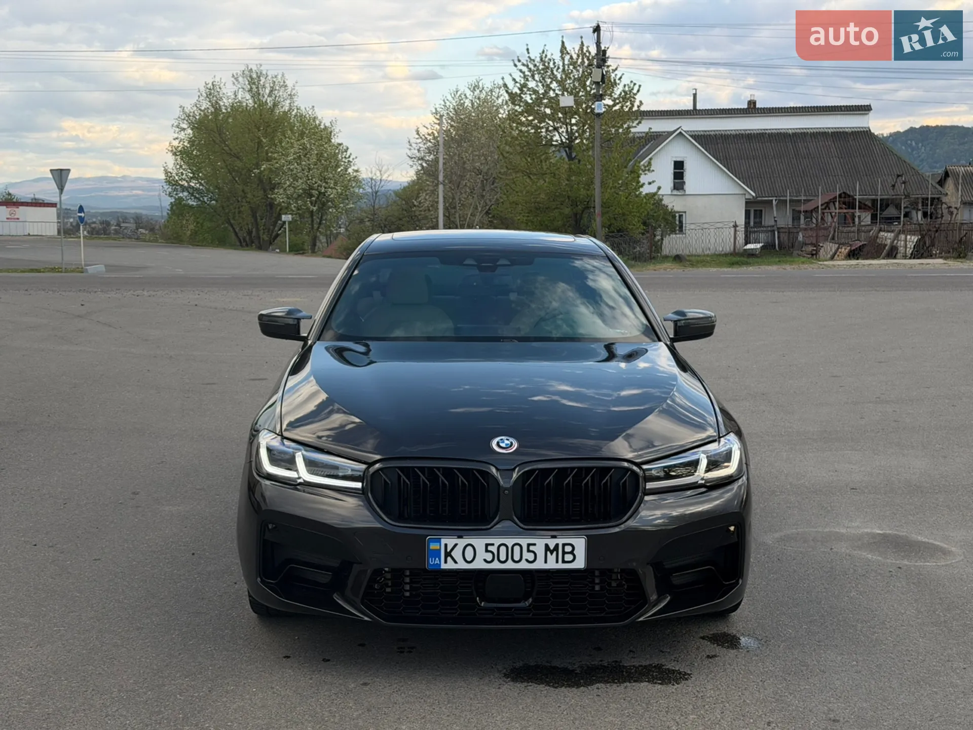 2019 BMW 5er - фото 1