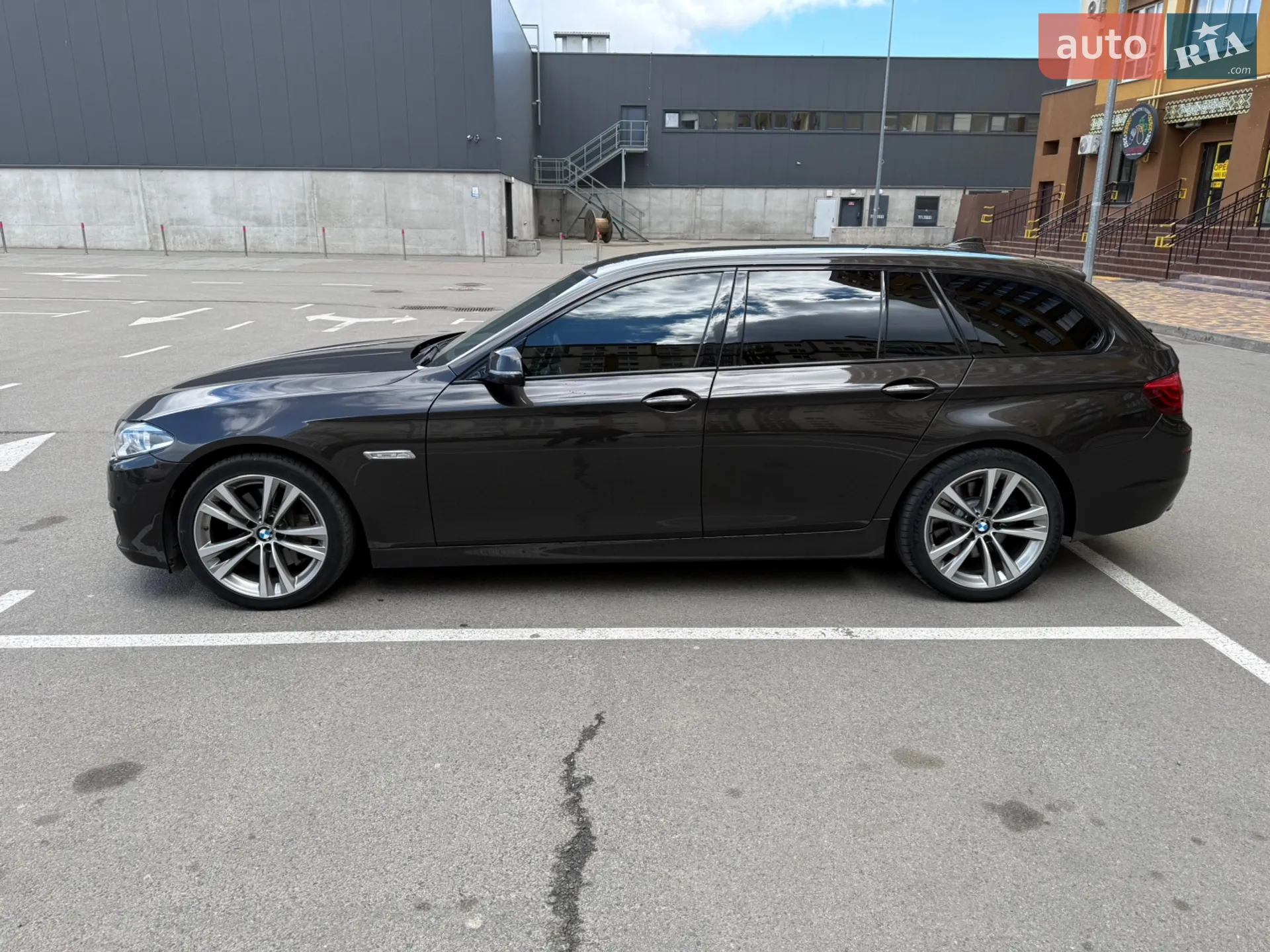 2016 BMW 5er - мініатюра 2