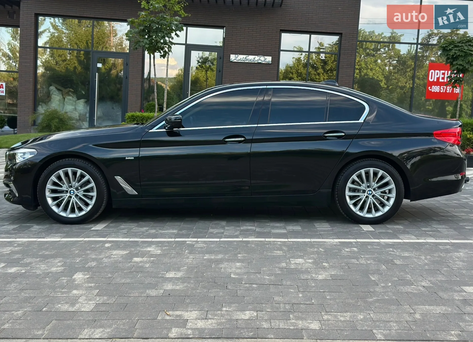 2017 BMW 5er - мініатюра 13