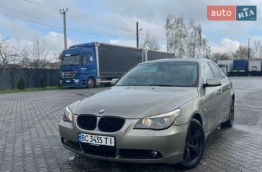Седан BMW 5 Series 2004 в Стрые