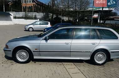 Універсал BMW 5 Series 1998 в Чернівцях