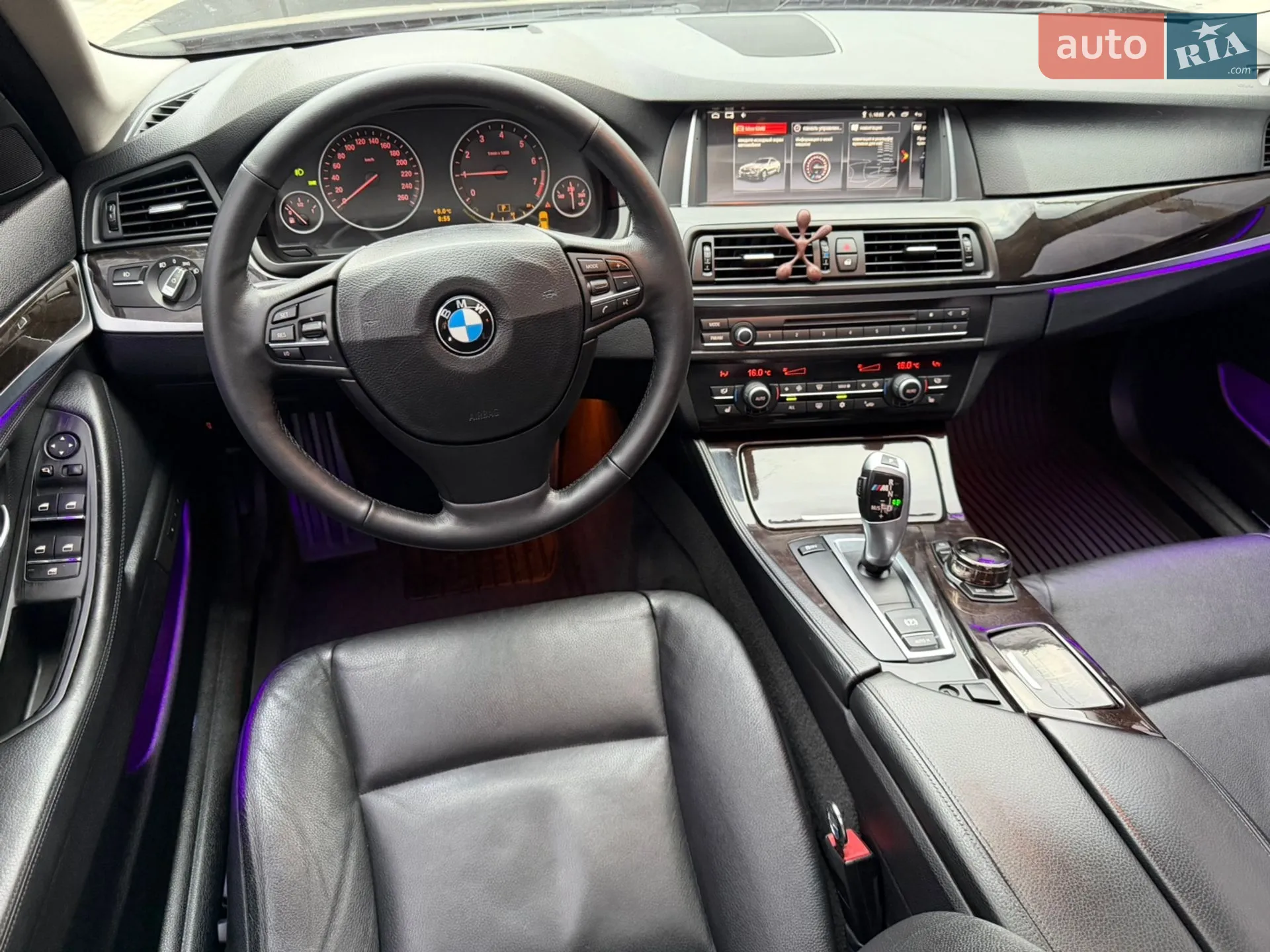 2010 BMW 5er - мініатюра 29