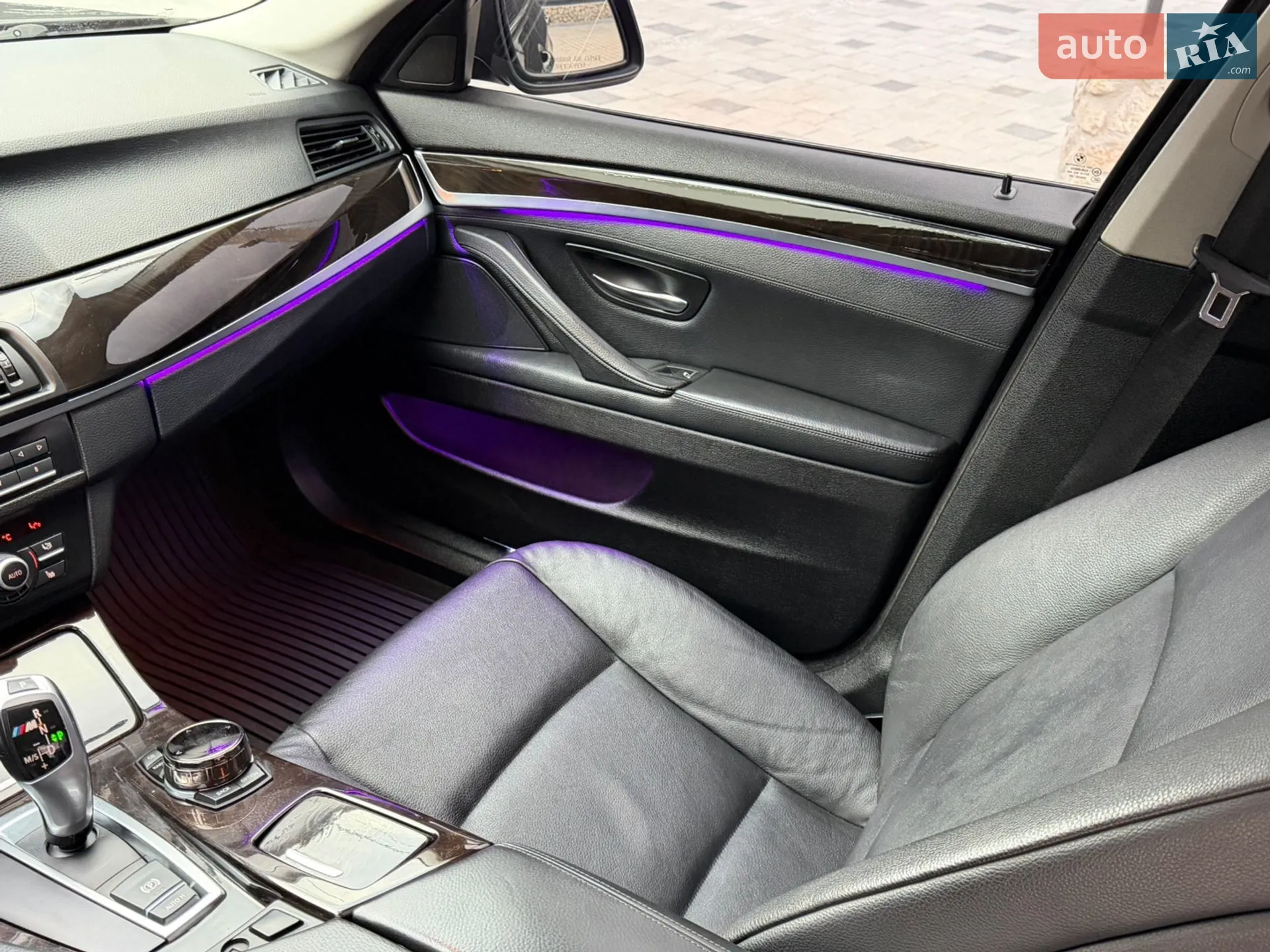 2010 BMW 5er - мініатюра 32
