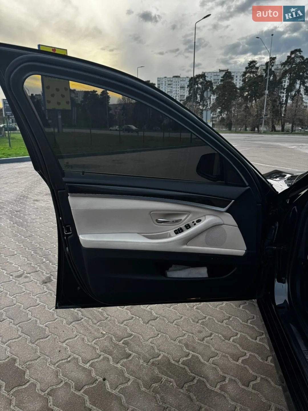 2012 BMW 5er - мініатюра 10