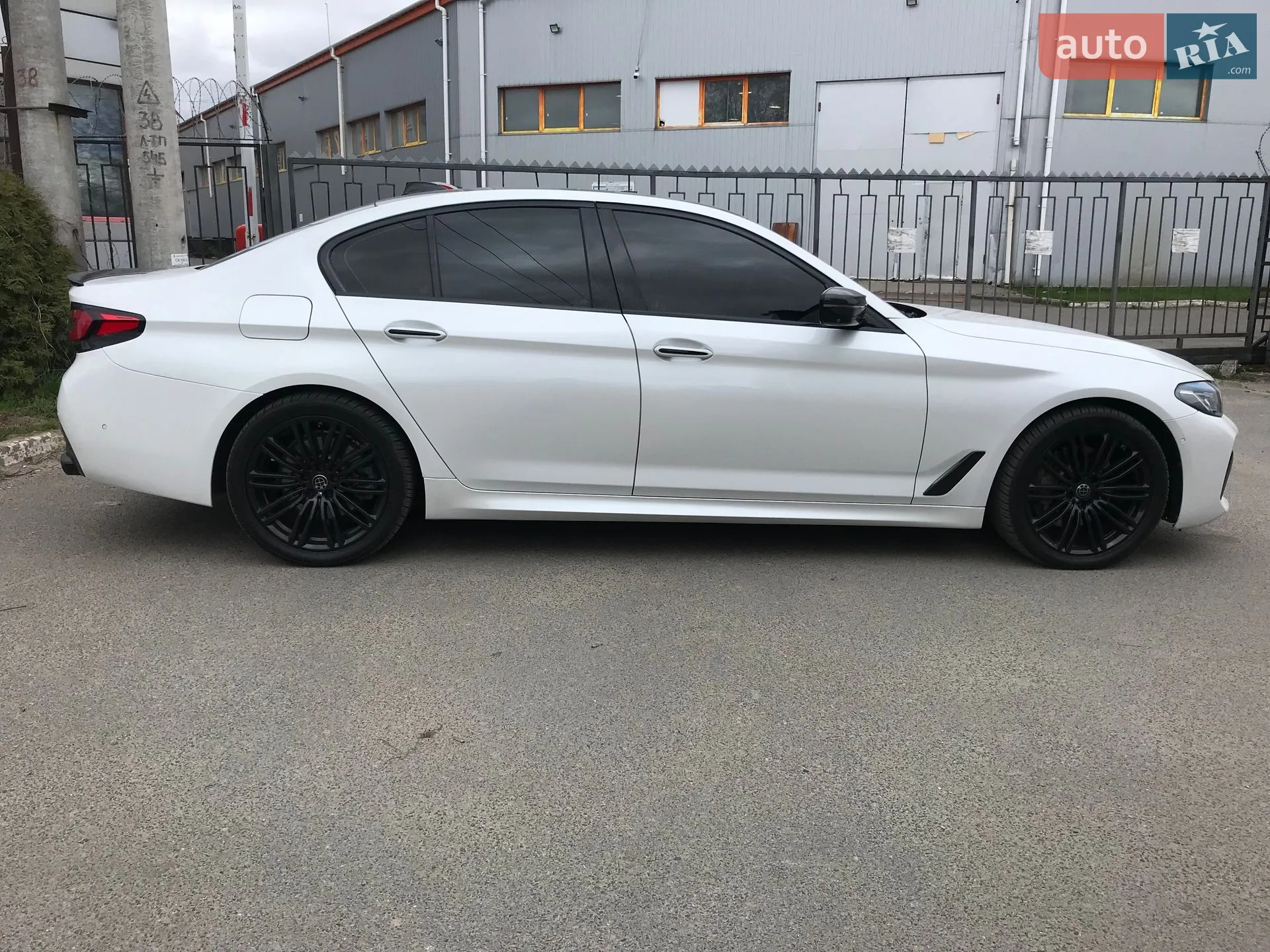 2017 BMW 5er - мініатюра 3