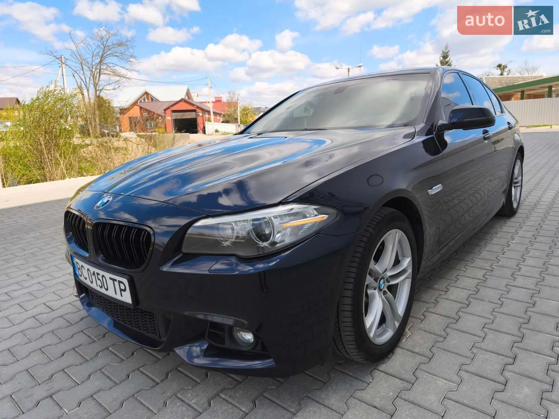2013 BMW 5er - мініатюра 2