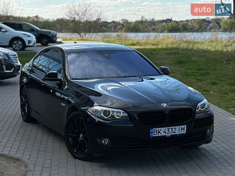 BMW 5 Series 2012