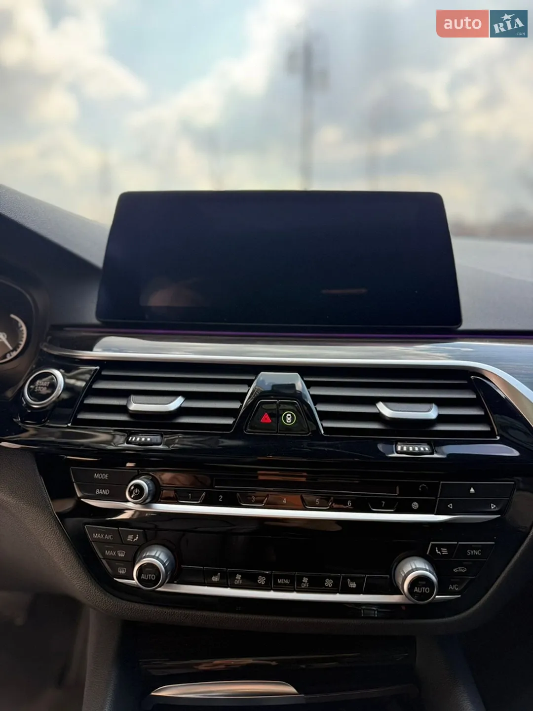 2019 BMW 5er - мініатюра 10